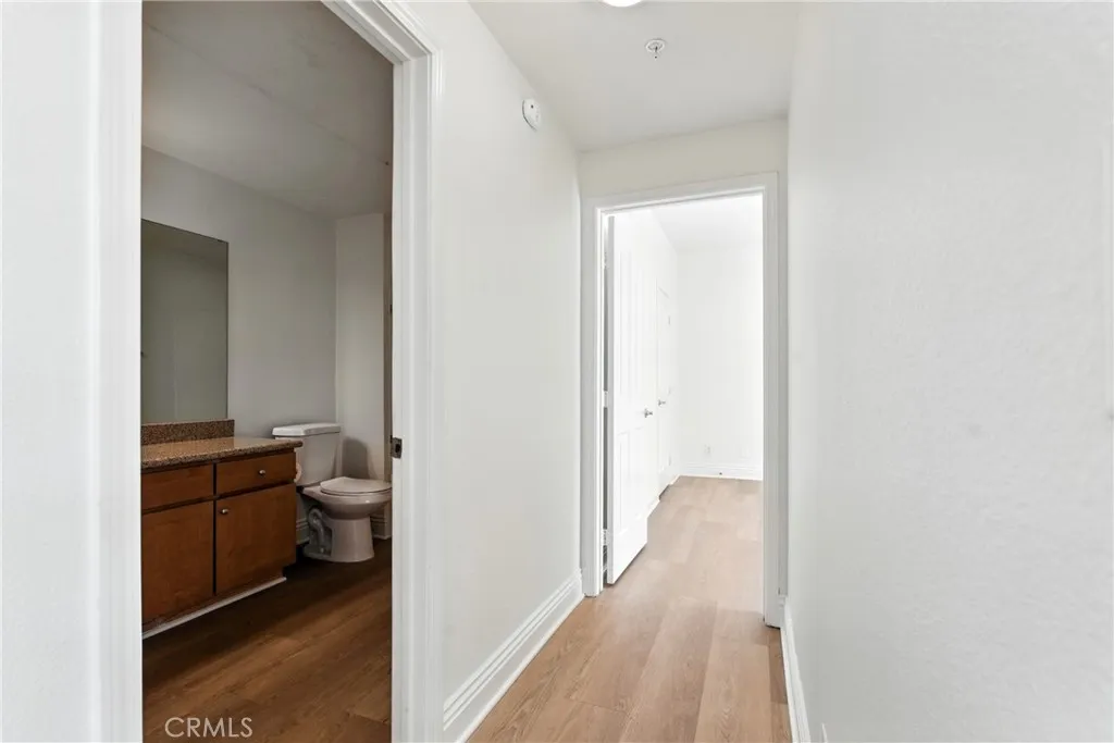 22681 Oakgrove Unit 225