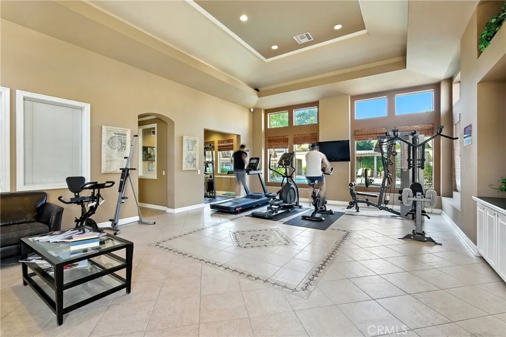 22681 Oakgrove Unit 225