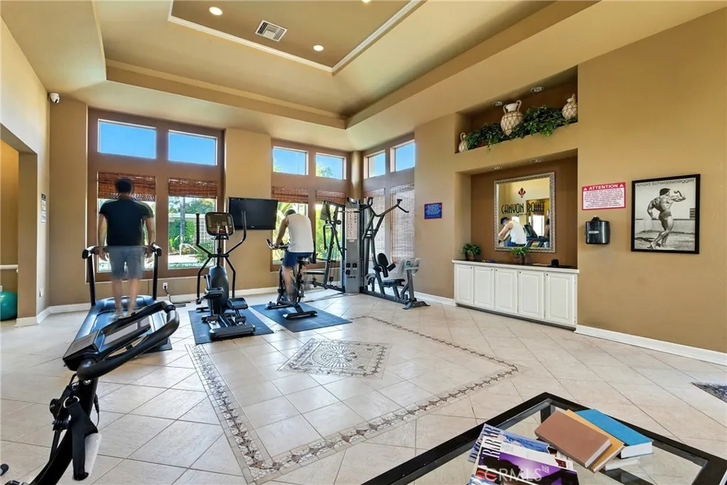 22681 Oakgrove Unit 225