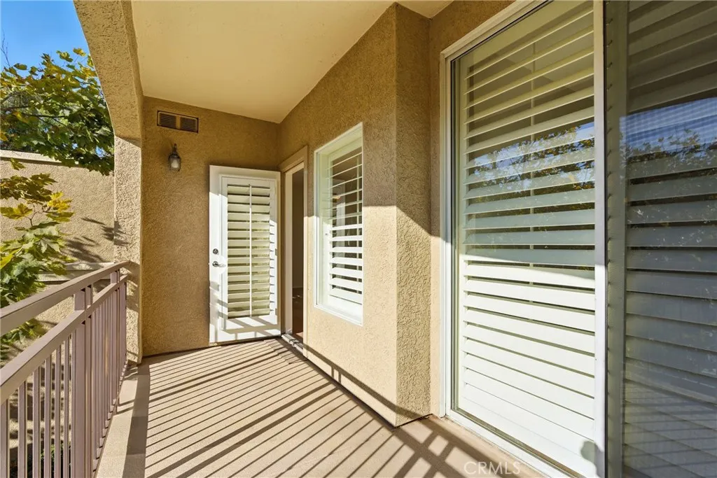22681 Oakgrove Unit 225