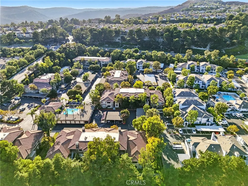 22681 Oakgrove Unit 225