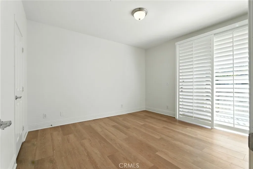 22681 Oakgrove Unit 225