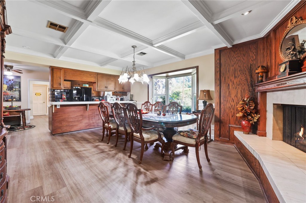 451 N Baldy Vista