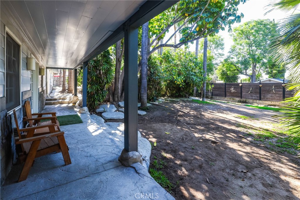 451 N Baldy Vista