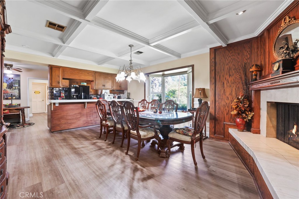 451 N Baldy Vista