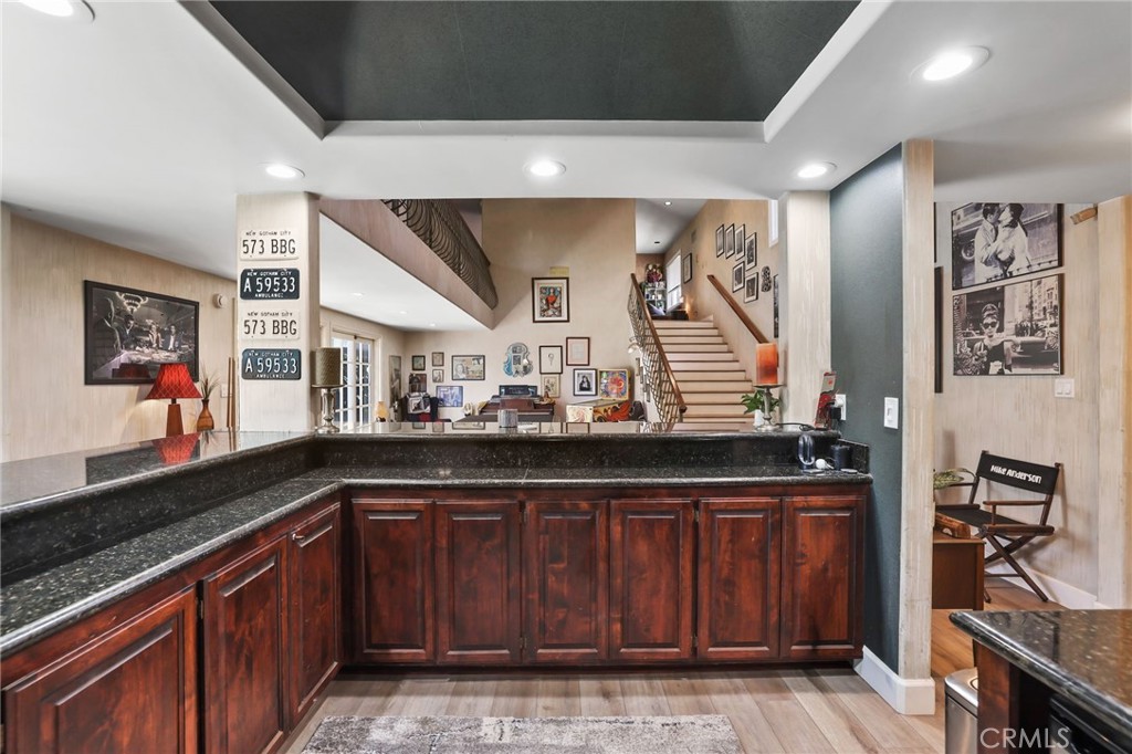 451 N Baldy Vista