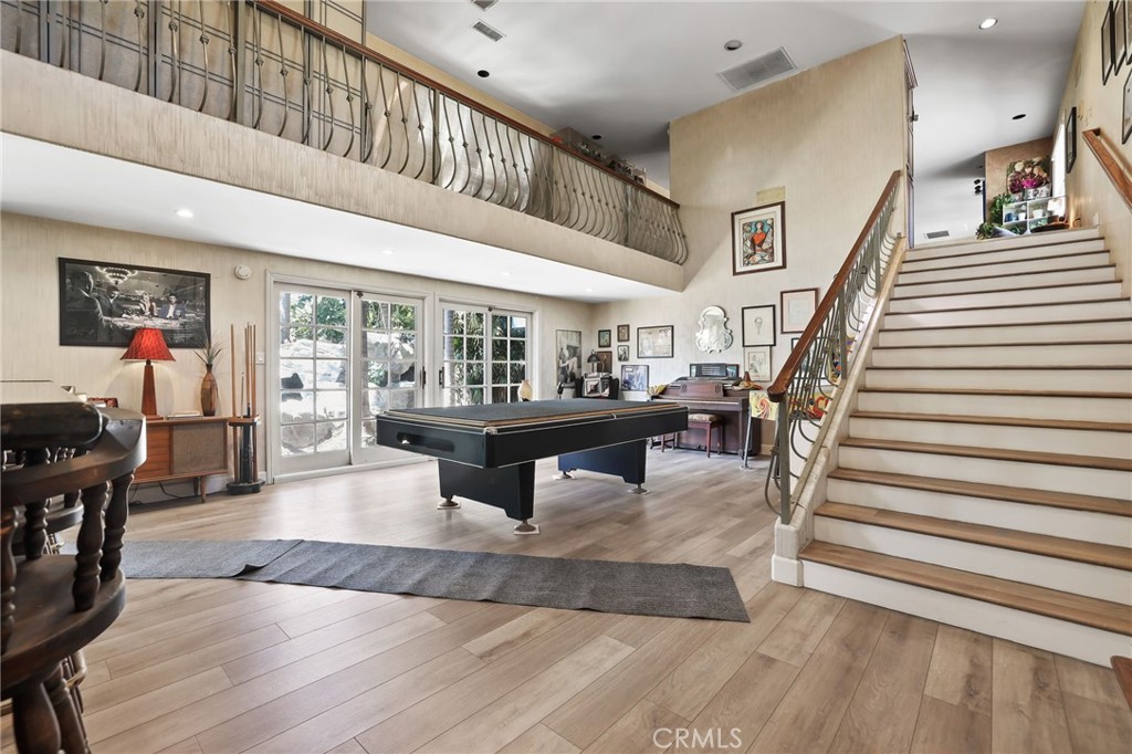 451 N Baldy Vista
