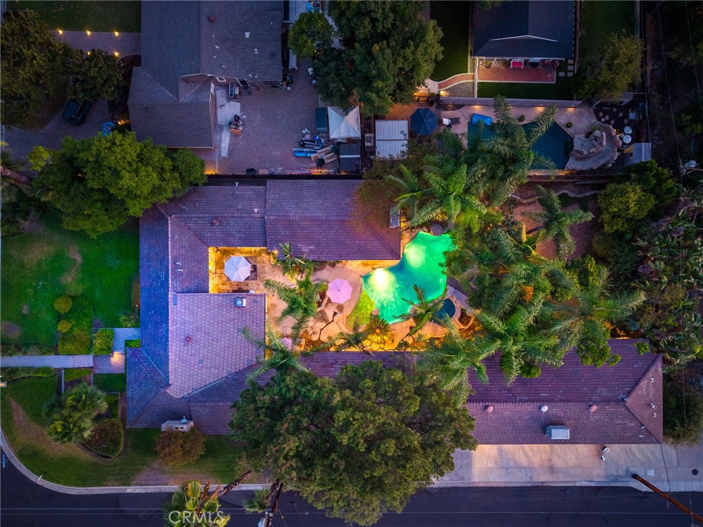 451 N Baldy Vista