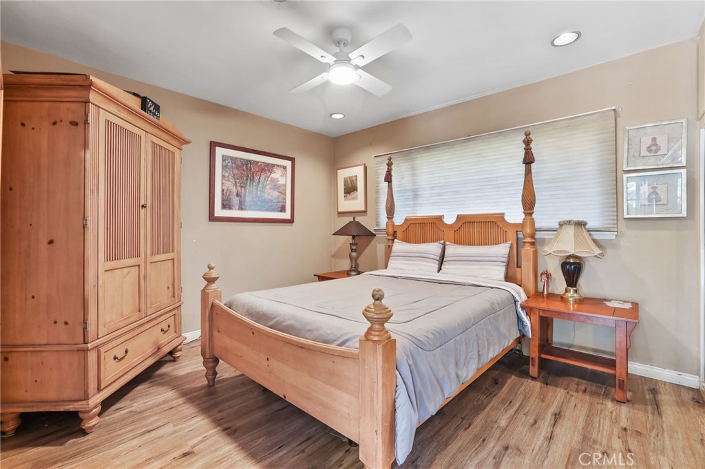 451 N Baldy Vista