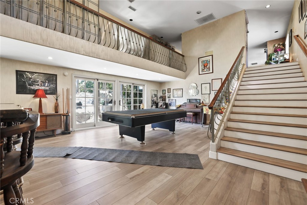 451 N Baldy Vista