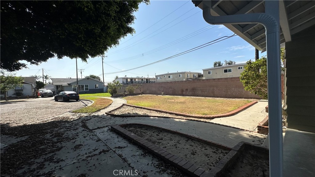 6651 Coronado