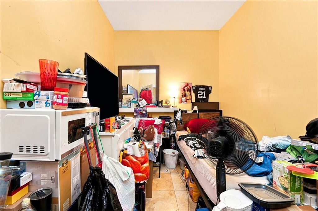 15290 Alexandria