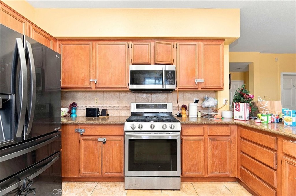 15290 Alexandria