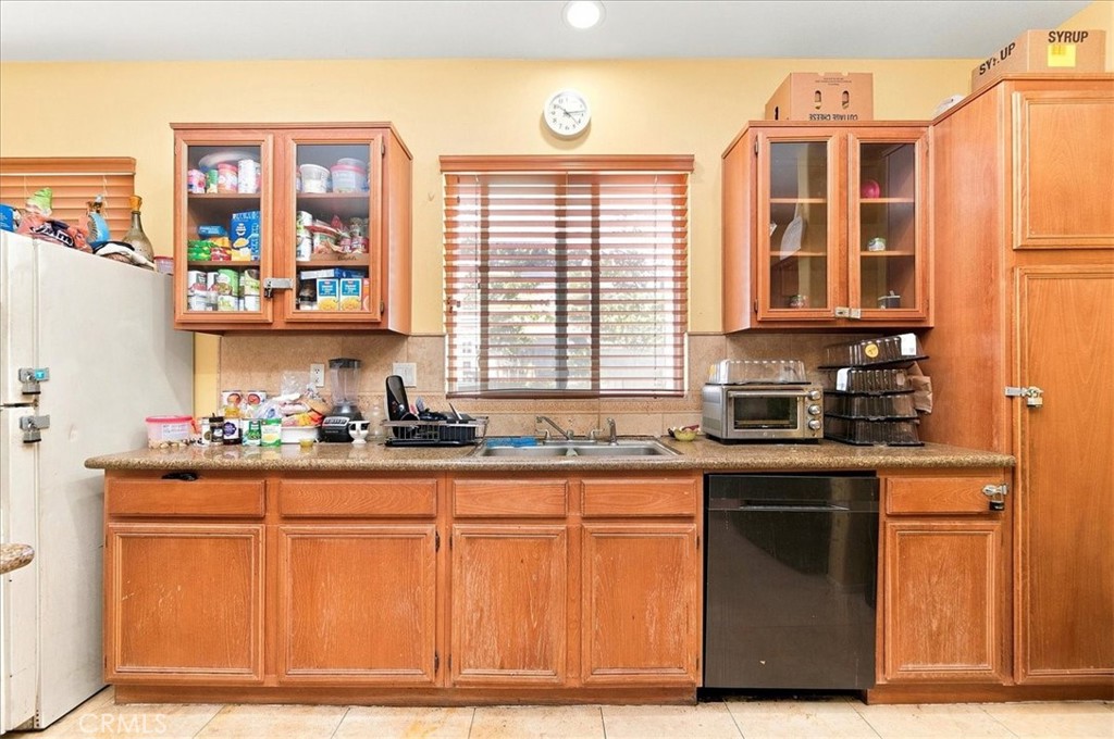 15290 Alexandria