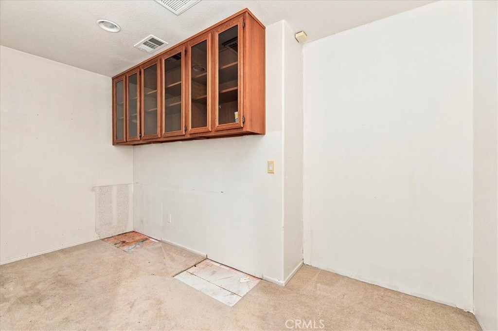 15290 Alexandria