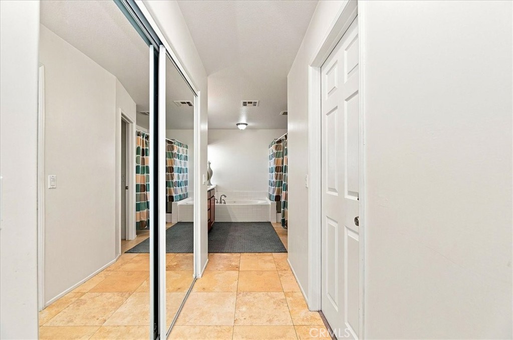 15290 Alexandria