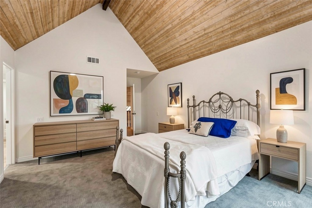 6164 E Morningview