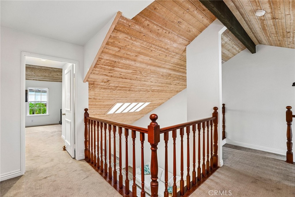 6164 E Morningview