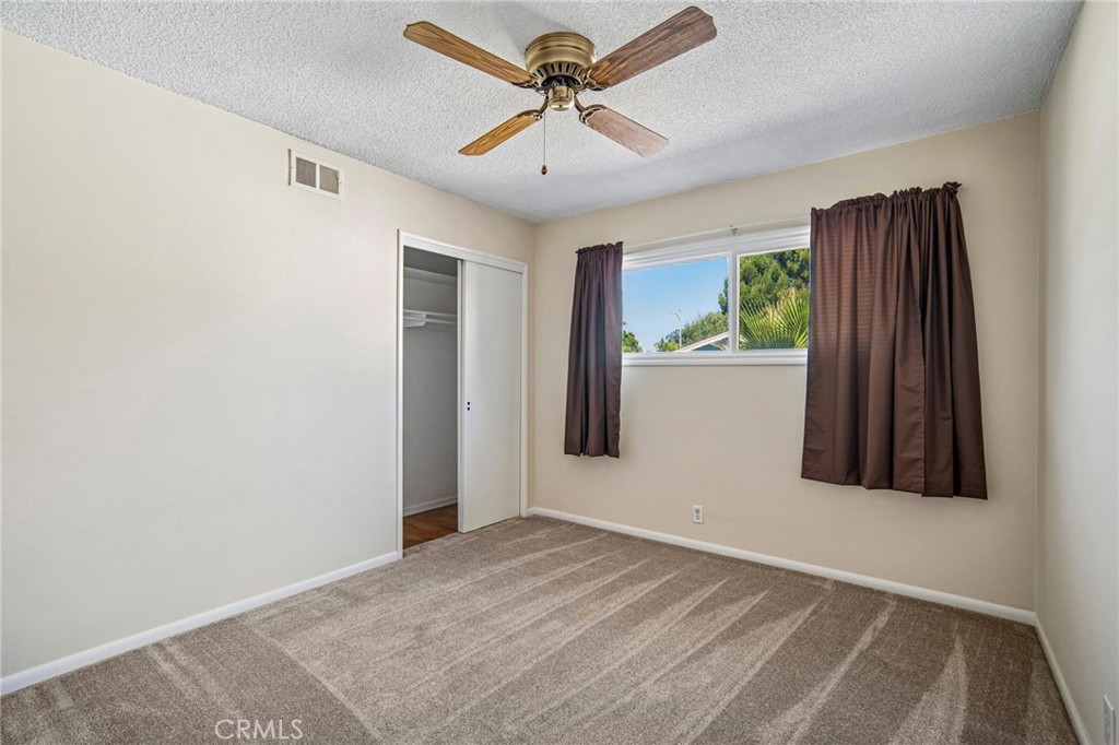 312 N London