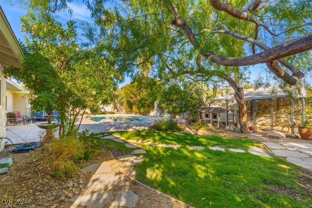 3698 Meadowcrest Drive