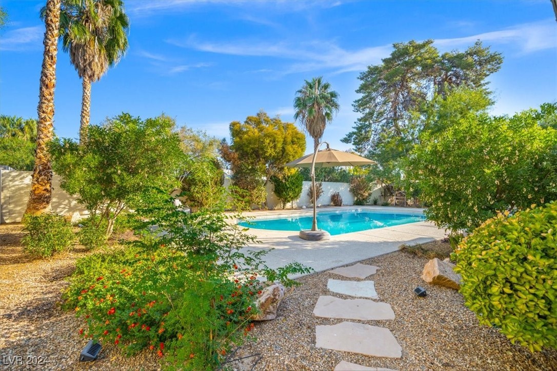 3698 Meadowcrest Drive
