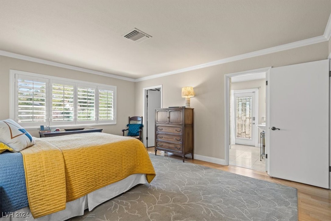 3698 Meadowcrest Drive