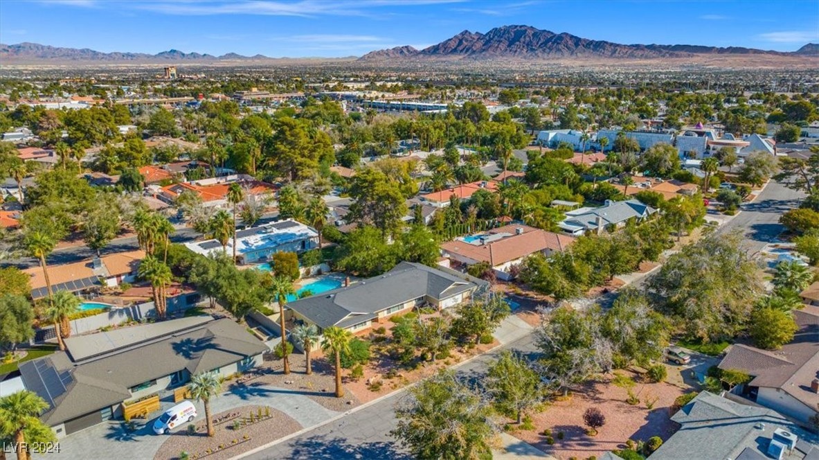 3698 Meadowcrest Drive