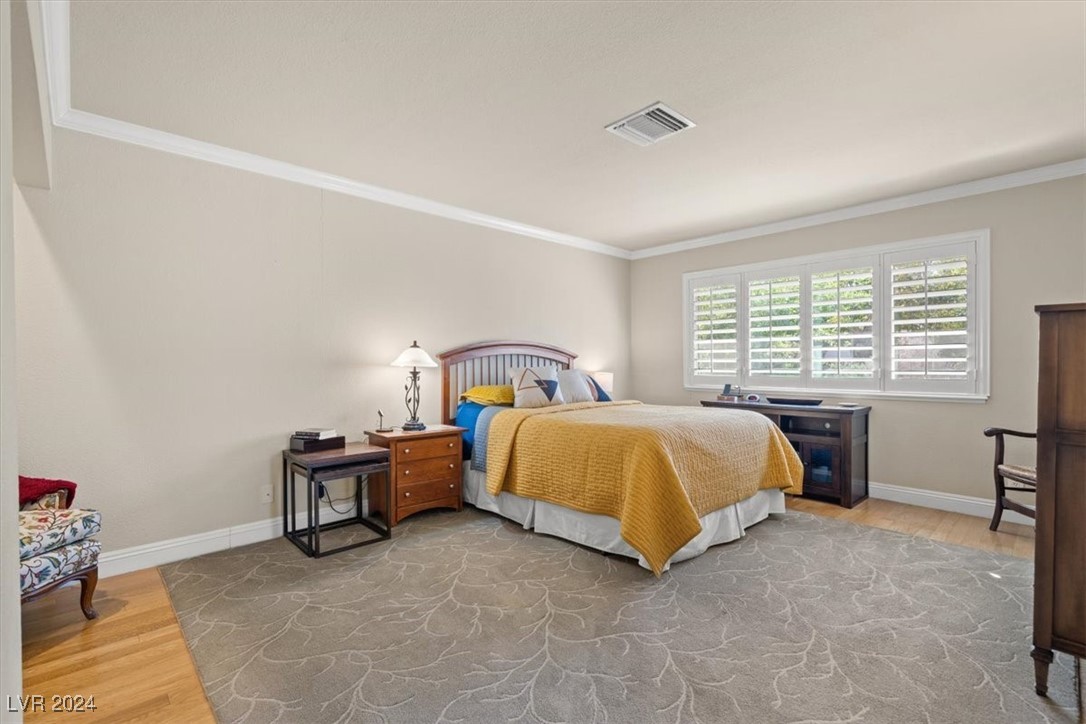 3698 Meadowcrest Drive