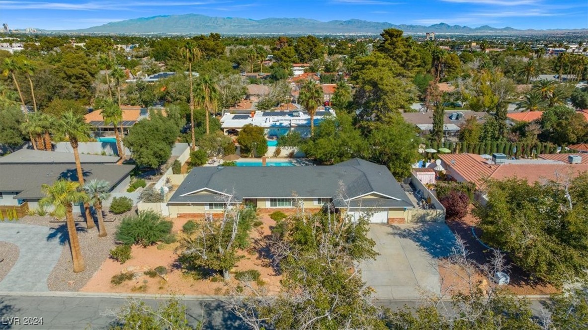 3698 Meadowcrest Drive