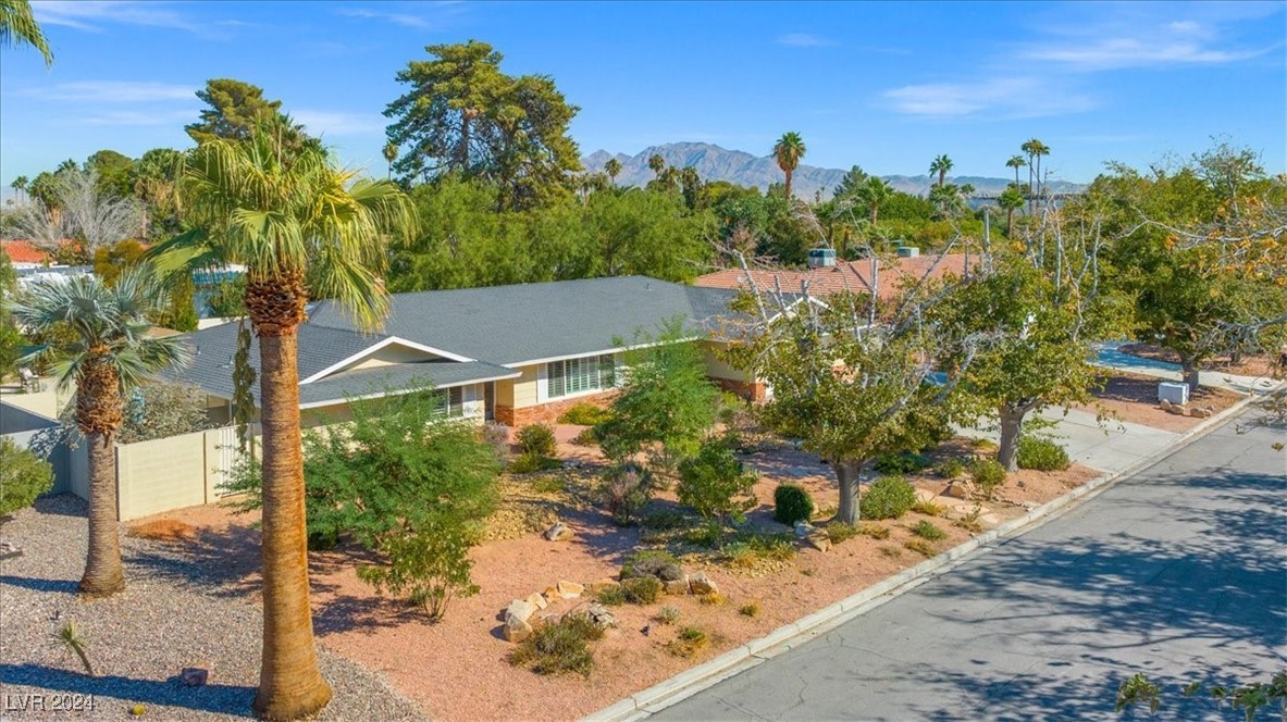 3698 Meadowcrest Drive