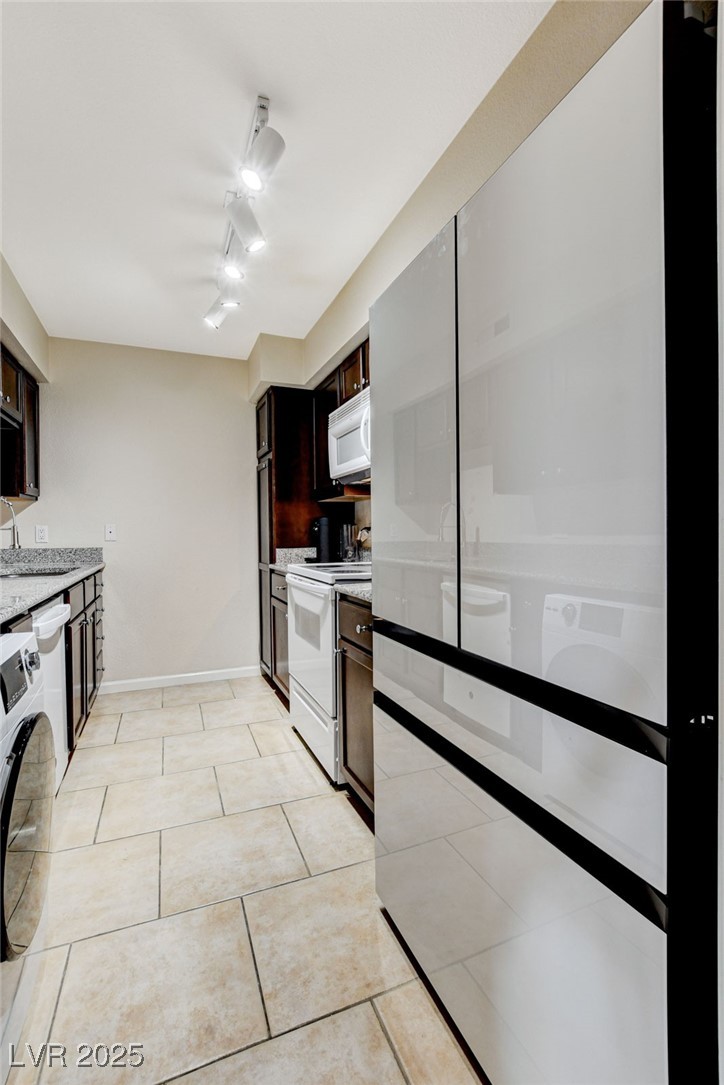 2879 Geary Place 2804
