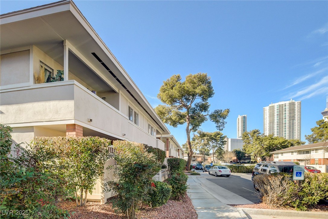 2879 Geary Place 2804