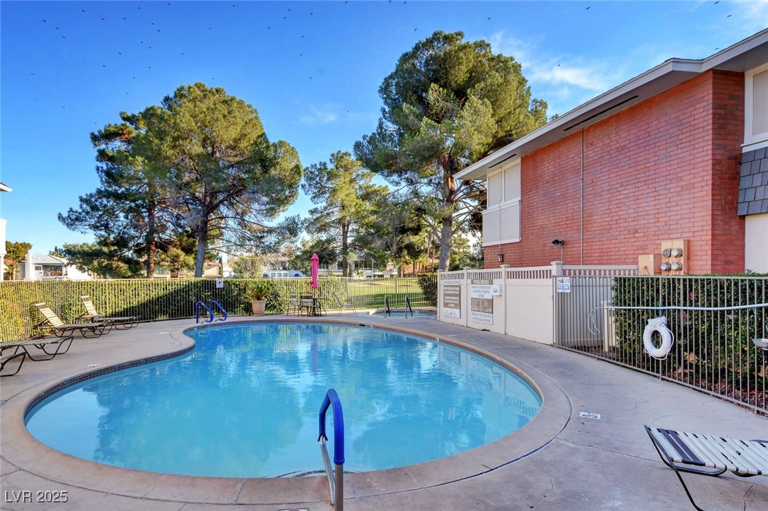 2879 Geary Place 2804
