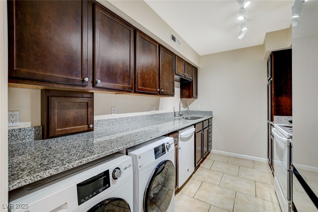 2879 Geary Place 2804