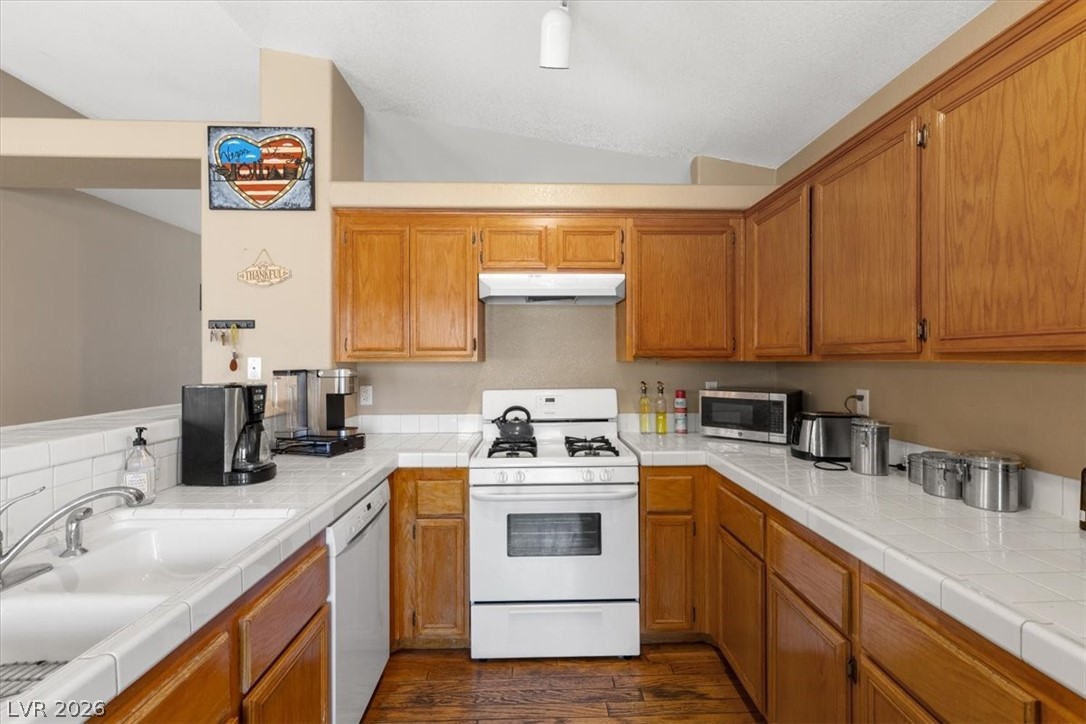 2377 Ramsgate Drive 0