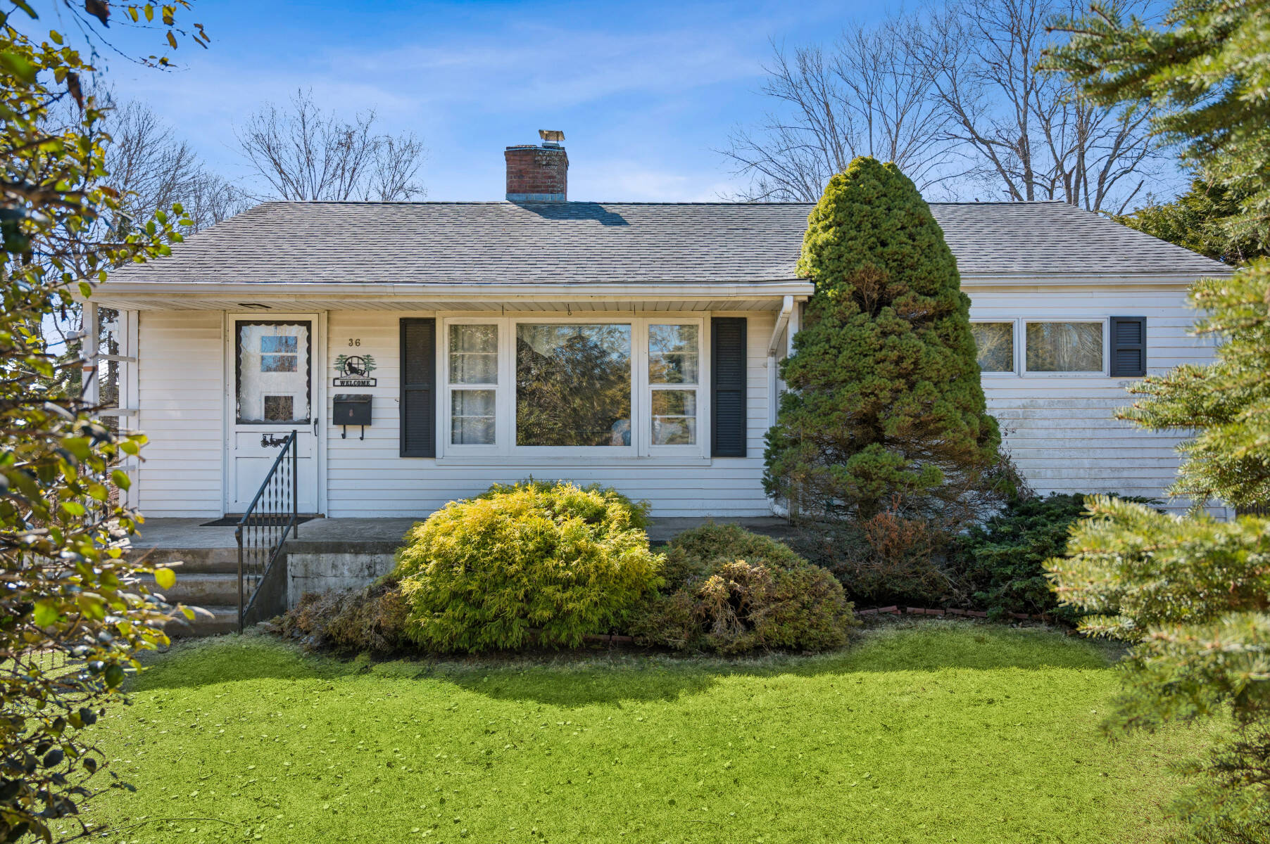 36 Miller Lane East 