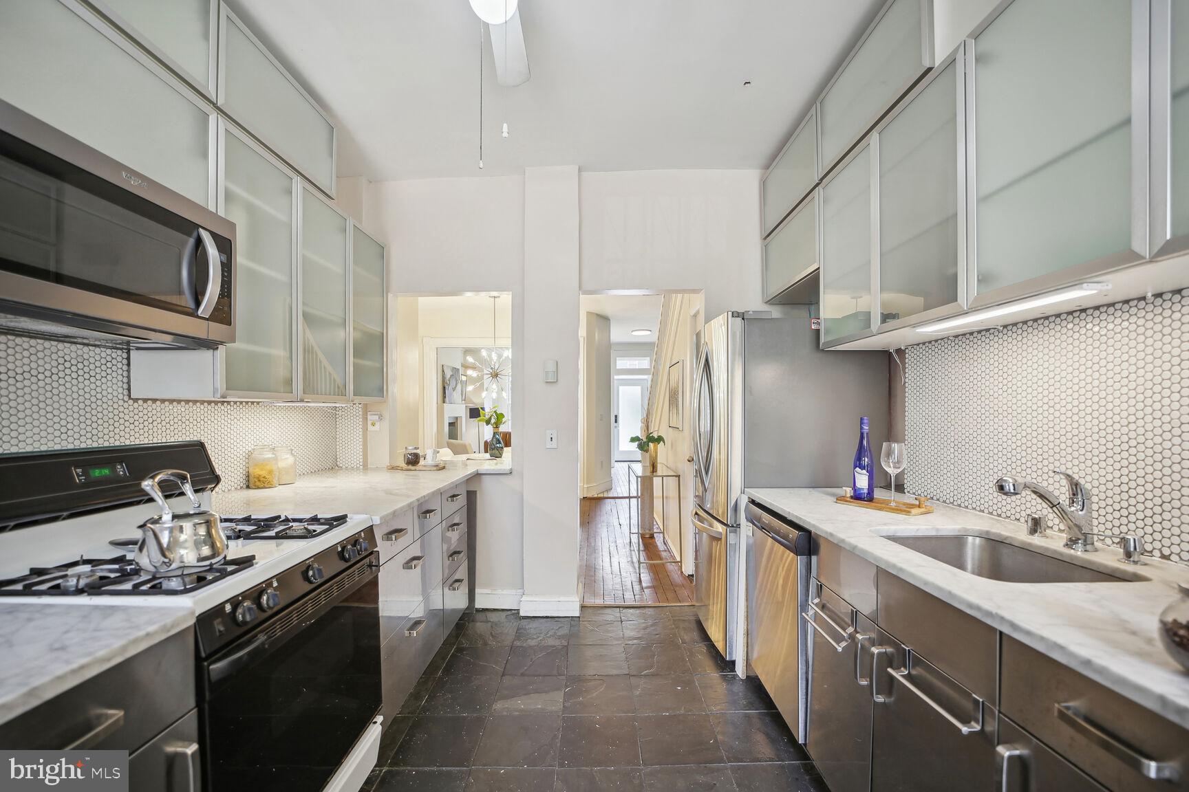 1126 Montello Ave NE