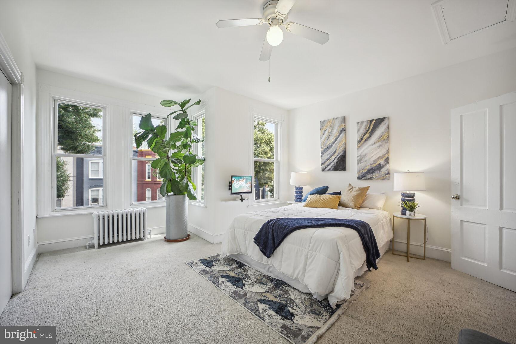 1126 Montello Ave NE