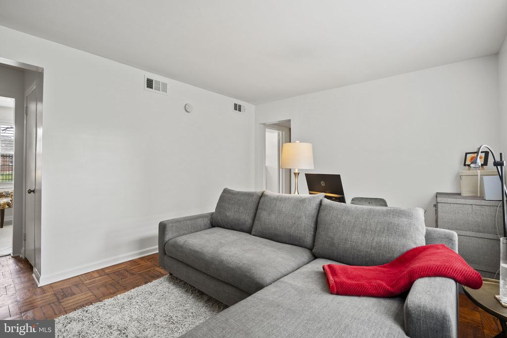 2135 Suitland Ter SE #102