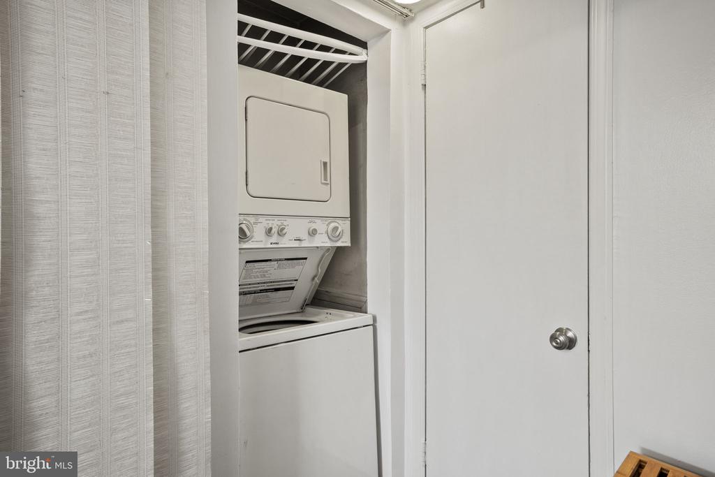 2135 Suitland Ter SE #102