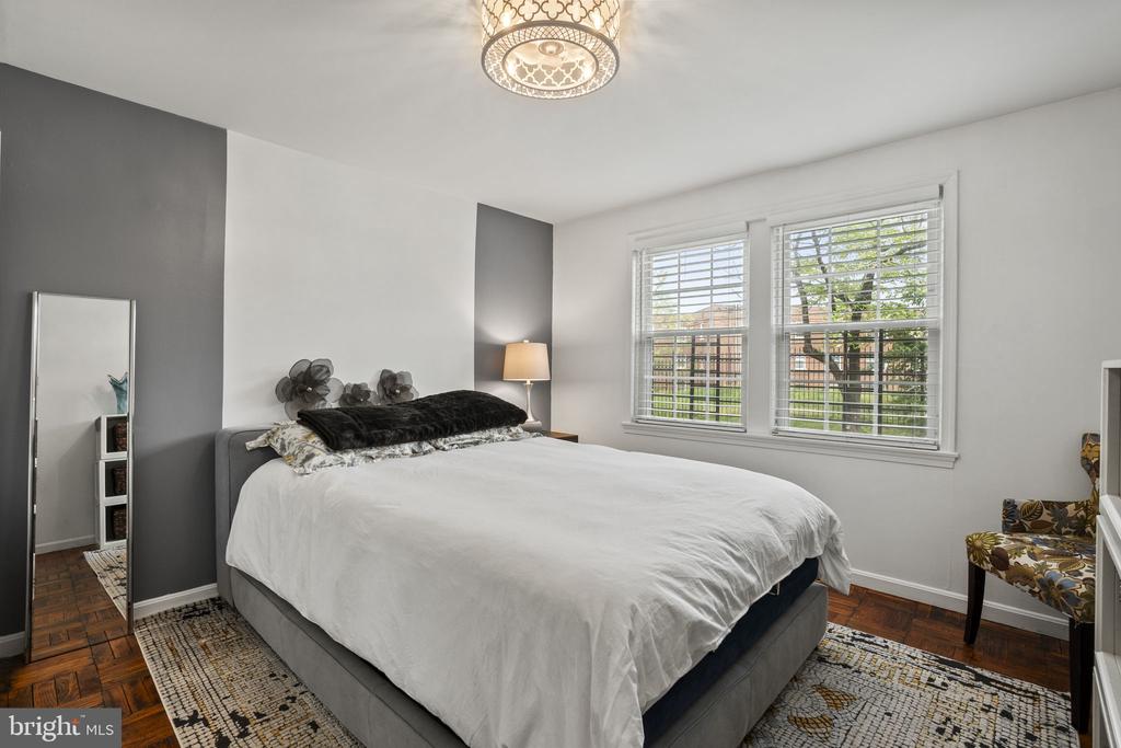 2135 Suitland Ter SE #102