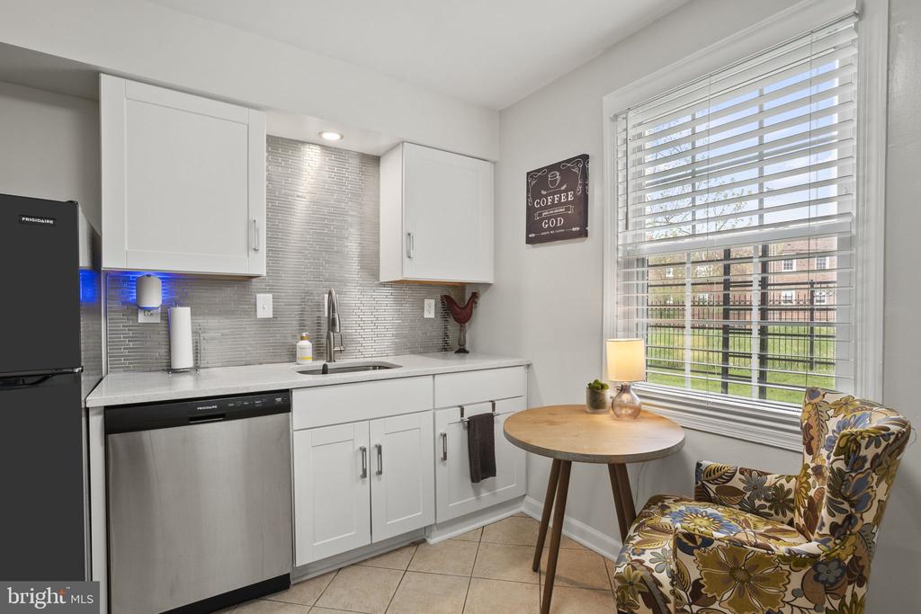 2135 Suitland Ter SE #102