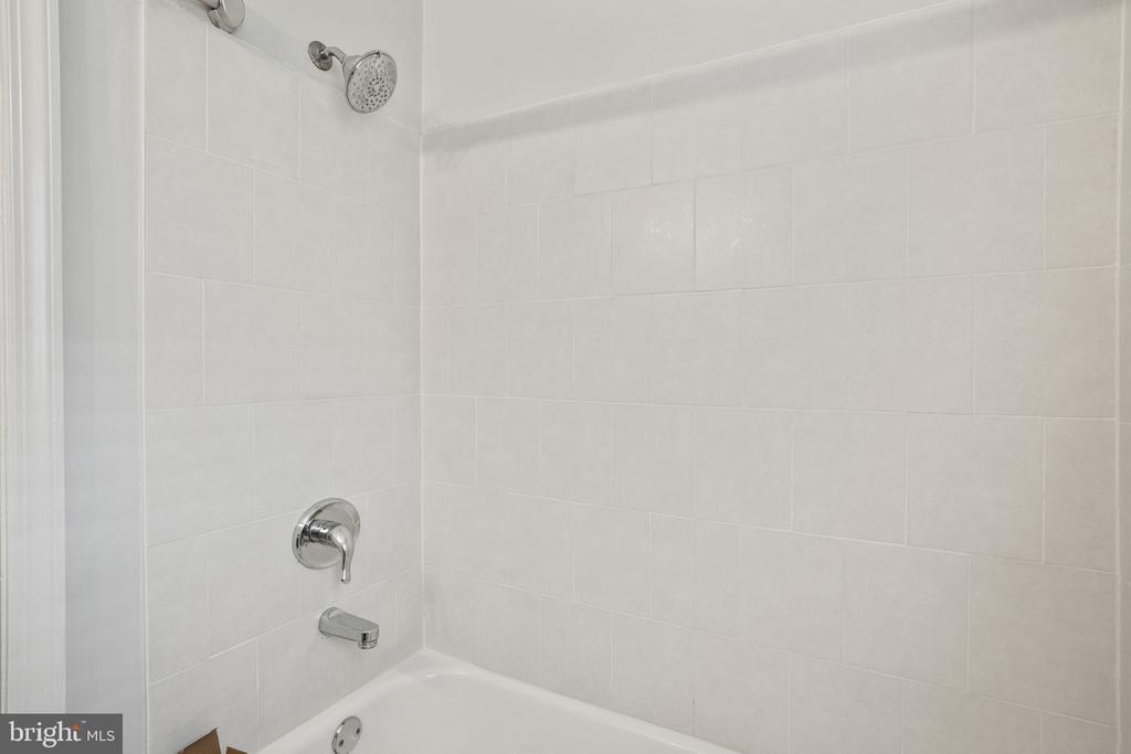 2135 Suitland Ter SE #102