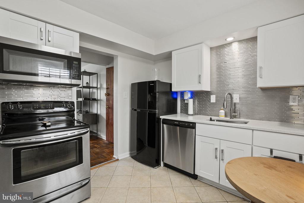2135 Suitland Ter SE #102