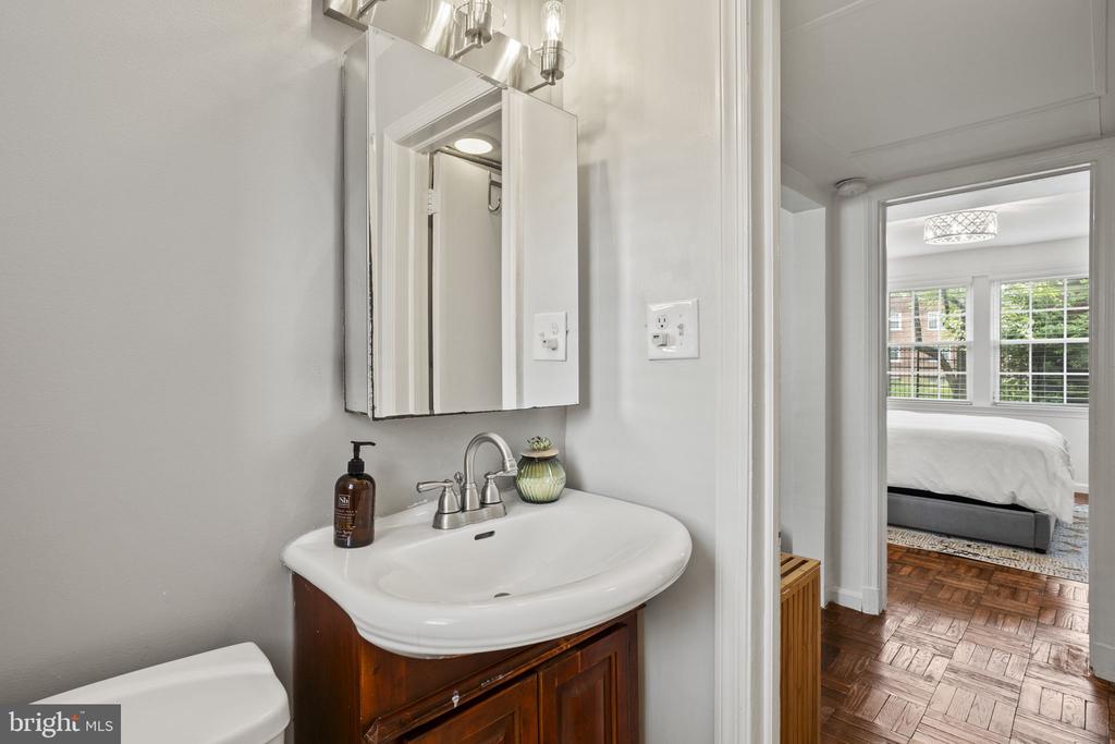 2135 Suitland Ter SE #102