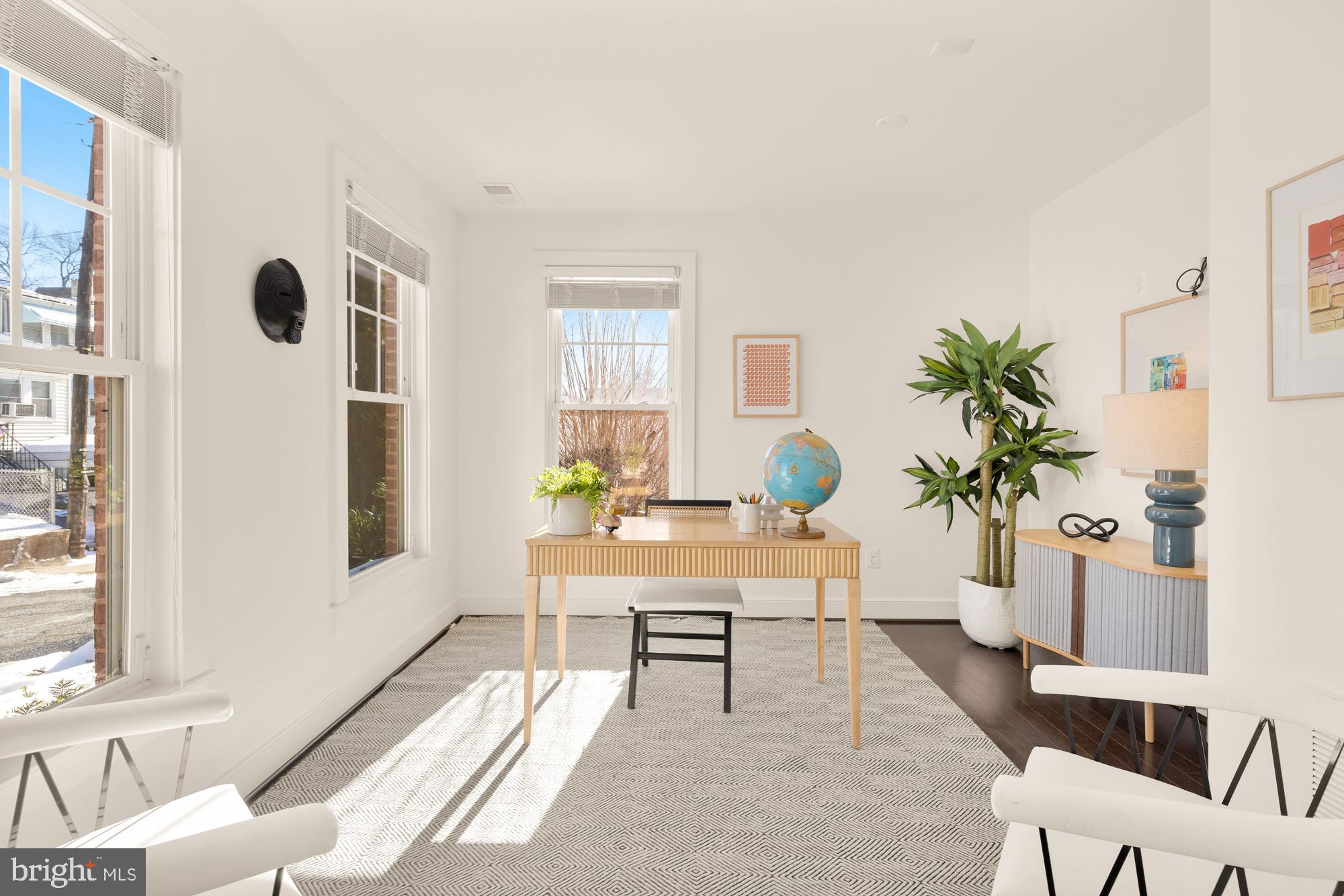 2877 Chancellors Way NE