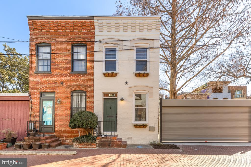 18 Gessford Ct SE
