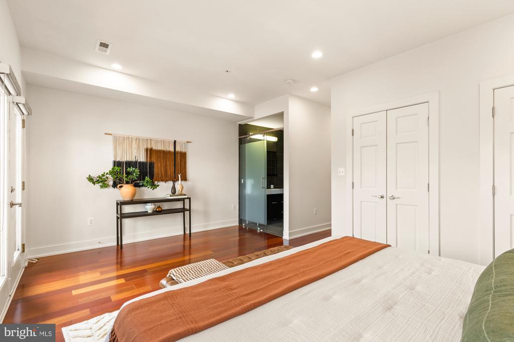 763 Morton St NW #3