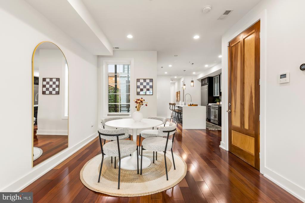 763 Morton St NW #3