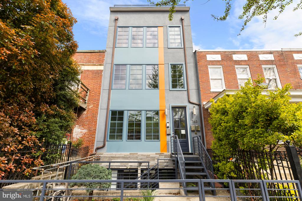 763 Morton St NW #3
